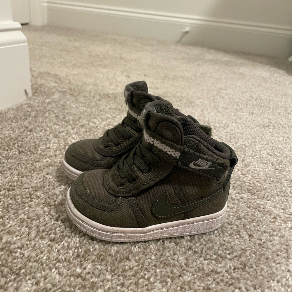 Baby Nike Hightop Velcro 5c